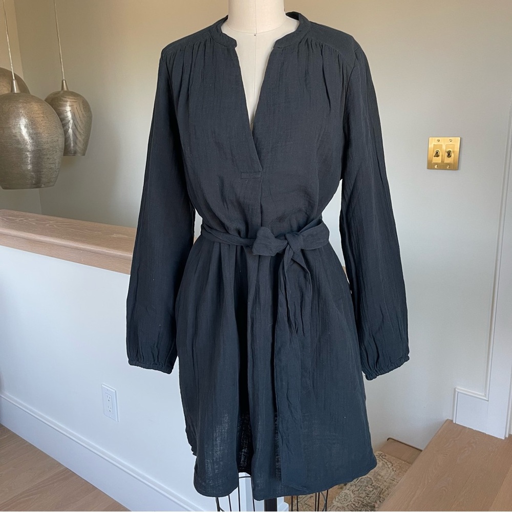 GAP black Split Neck Cotton Gauze Dress w/pockets, self tie, size S